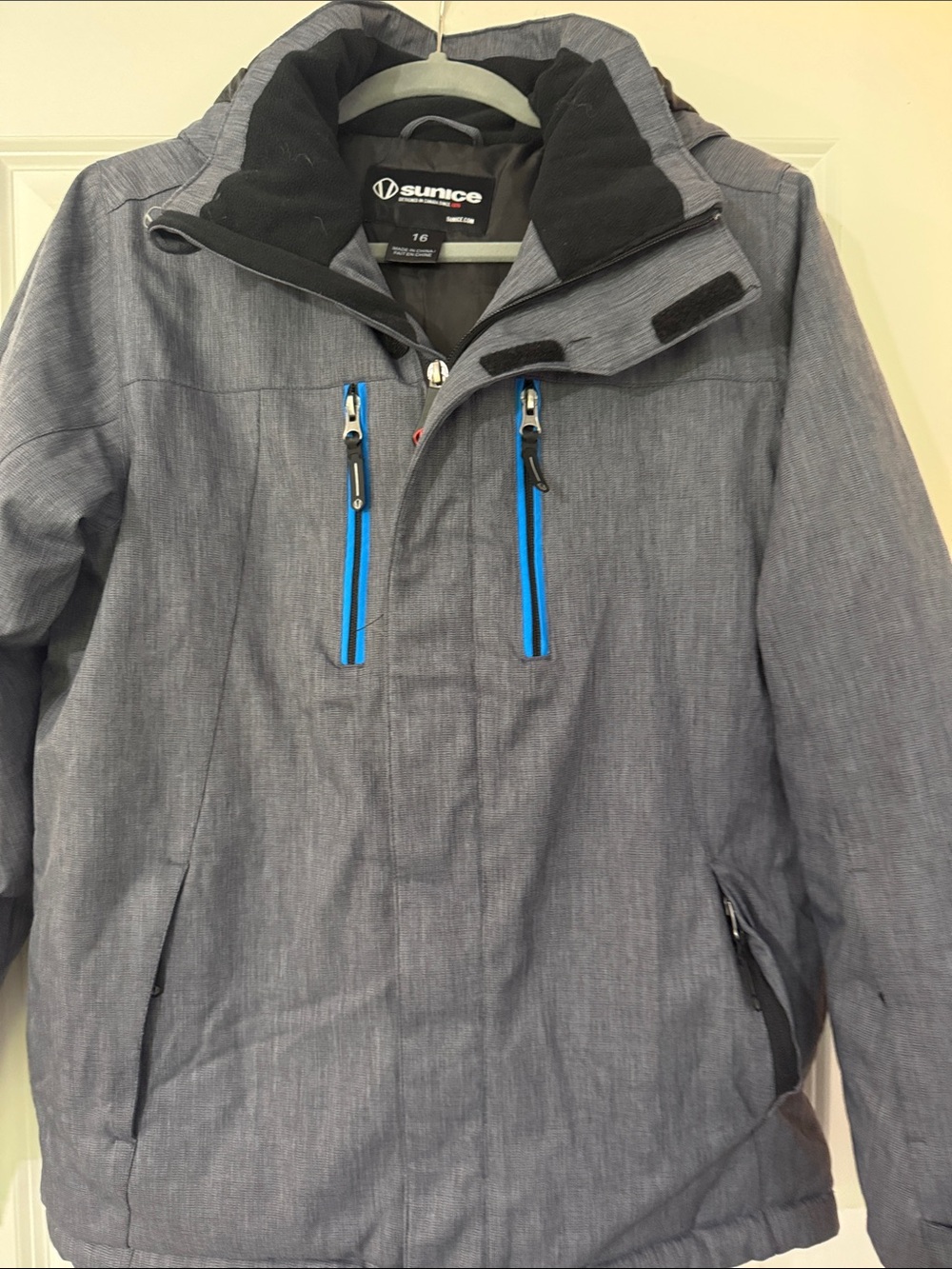 Sunice Gray Ski Jacket with Blue Zip Details
